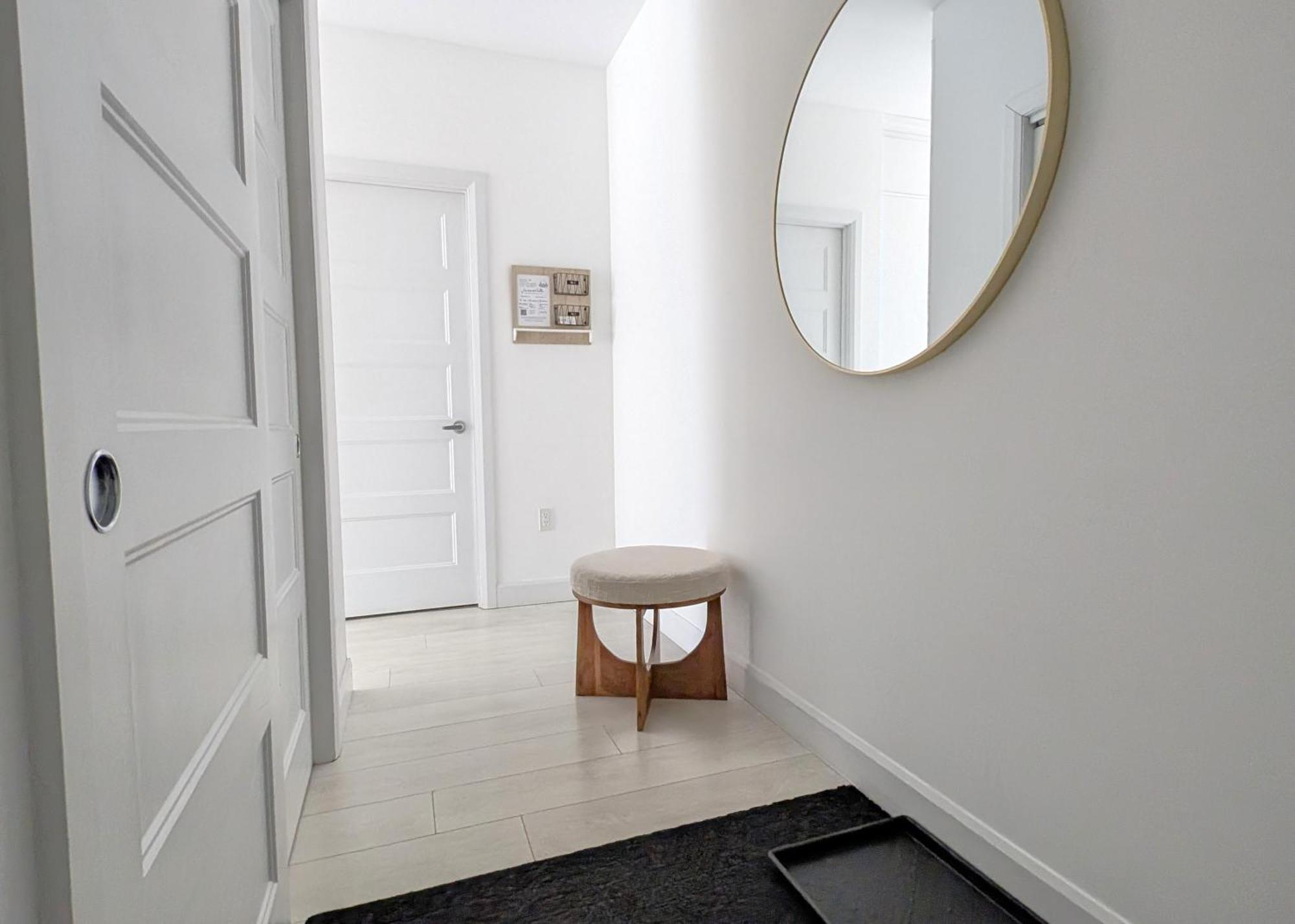 La Vie Est Belle: Free Parking, Gym, Rooftop Terrace *